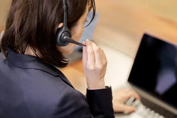 Comunicación estratégica con proveedores y transportistas